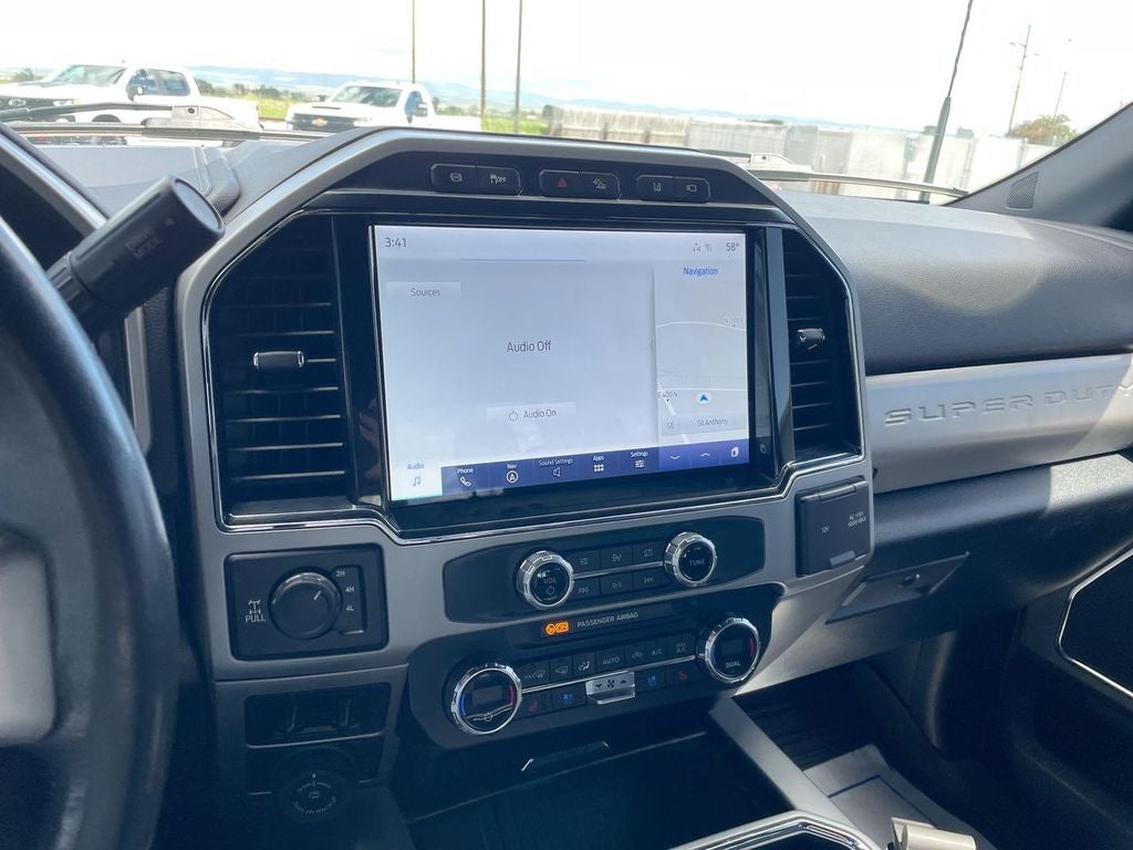 2022 Ford F-350 LARIAT