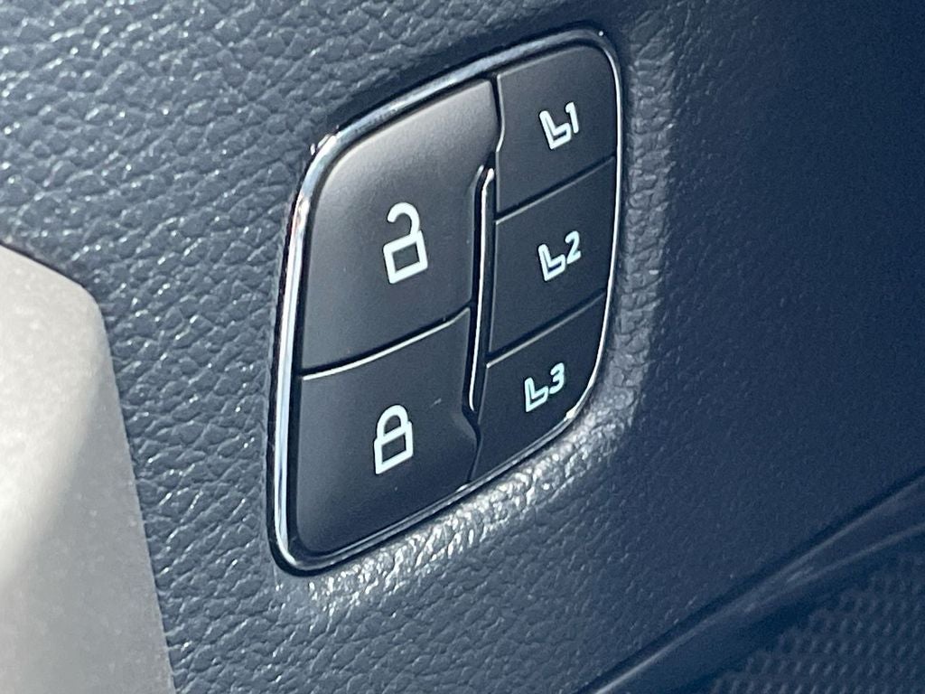 2022 Ford F-350 LARIAT