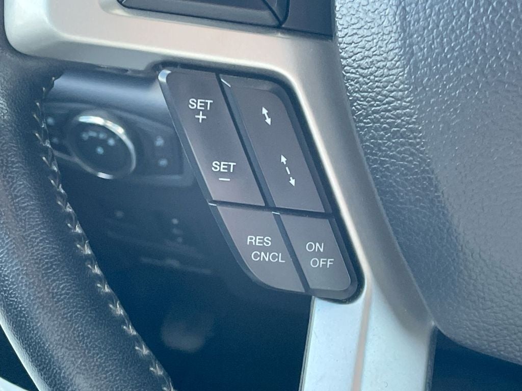 2022 Ford F-350 LARIAT