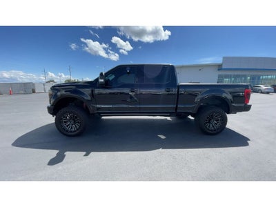 2022 Ford F-350 LARIAT