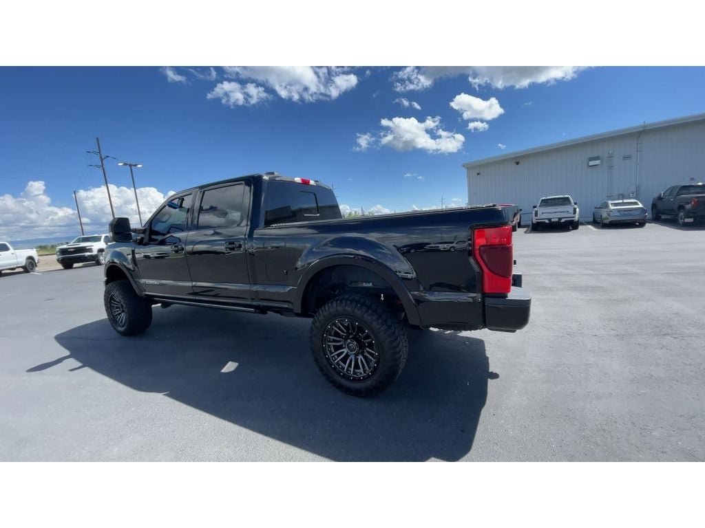 2022 Ford F-350 LARIAT