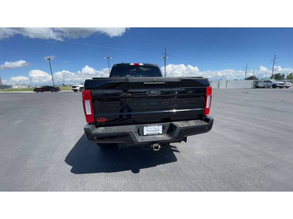 2022 Ford F-350 LARIAT