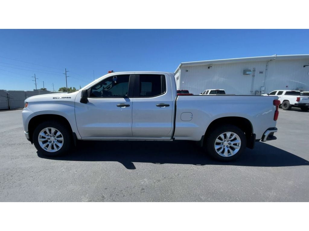 2022 Chevrolet Silverado 1500 LTD Custom
