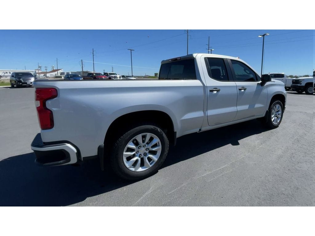 2022 Chevrolet Silverado 1500 LTD Custom