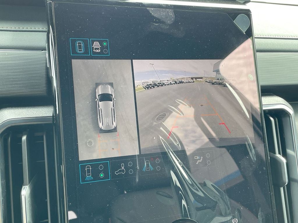 2027 GMC Acadia AT4