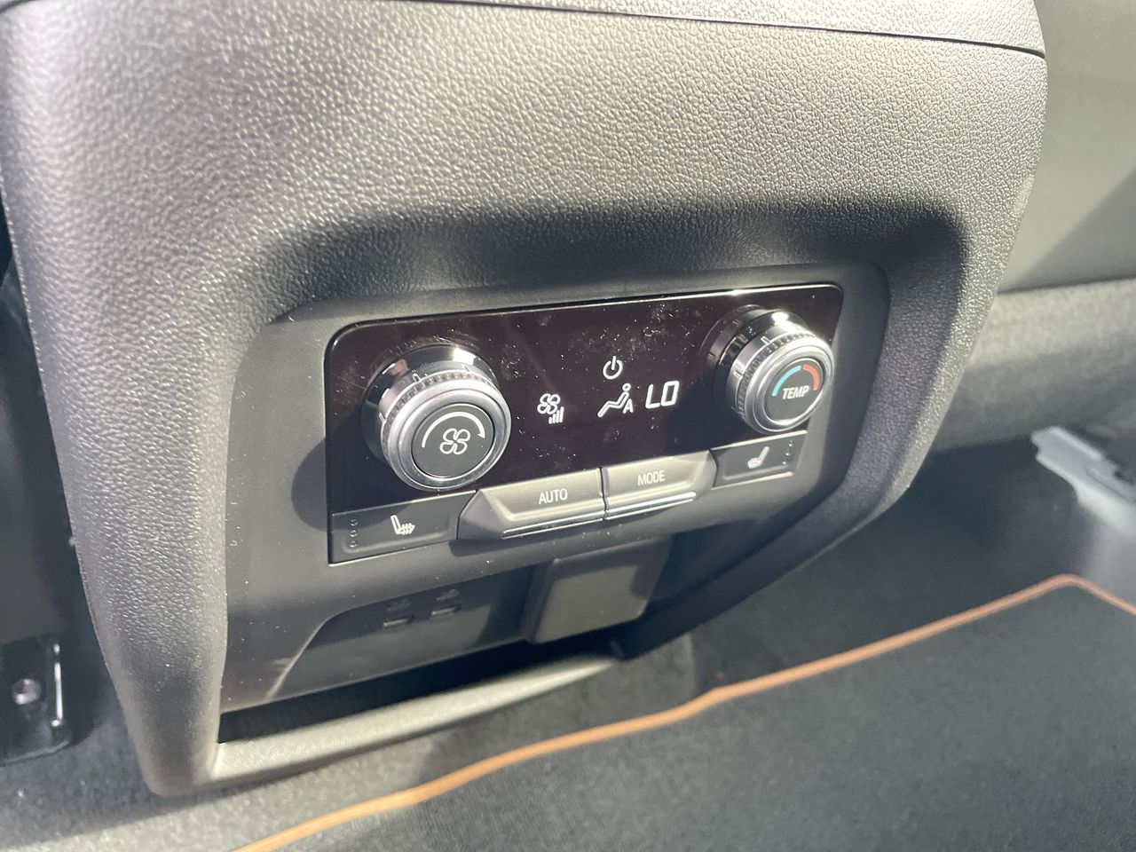 2027 GMC Acadia AT4