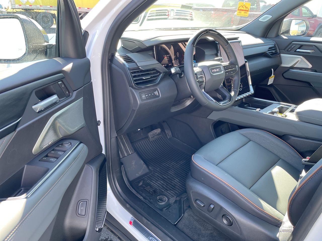 2027 GMC Acadia AT4 - Photo 24