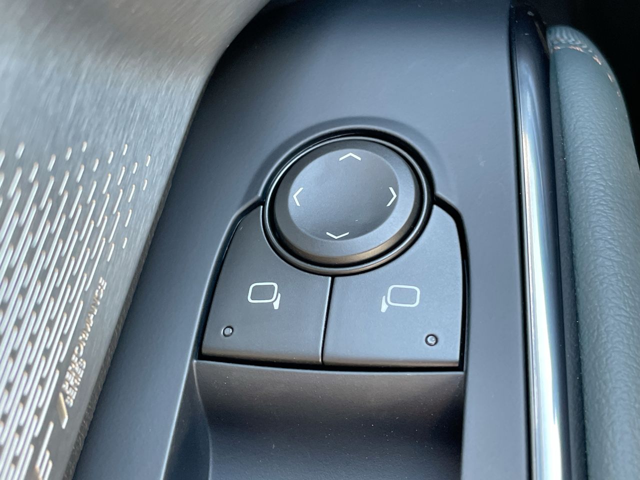2027 GMC Acadia AT4 - Photo 28
