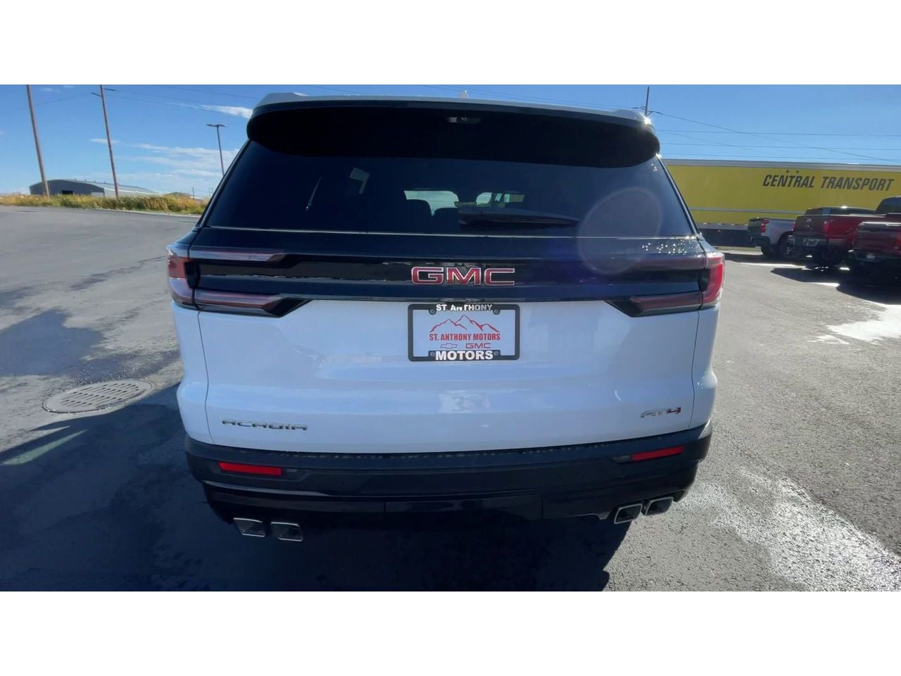 2027 GMC Acadia AT4 - Photo 8