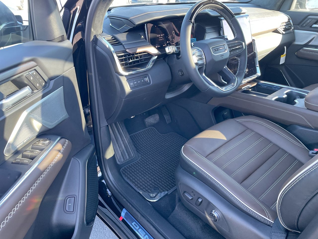 2027 GMC Acadia Denali Ultimate