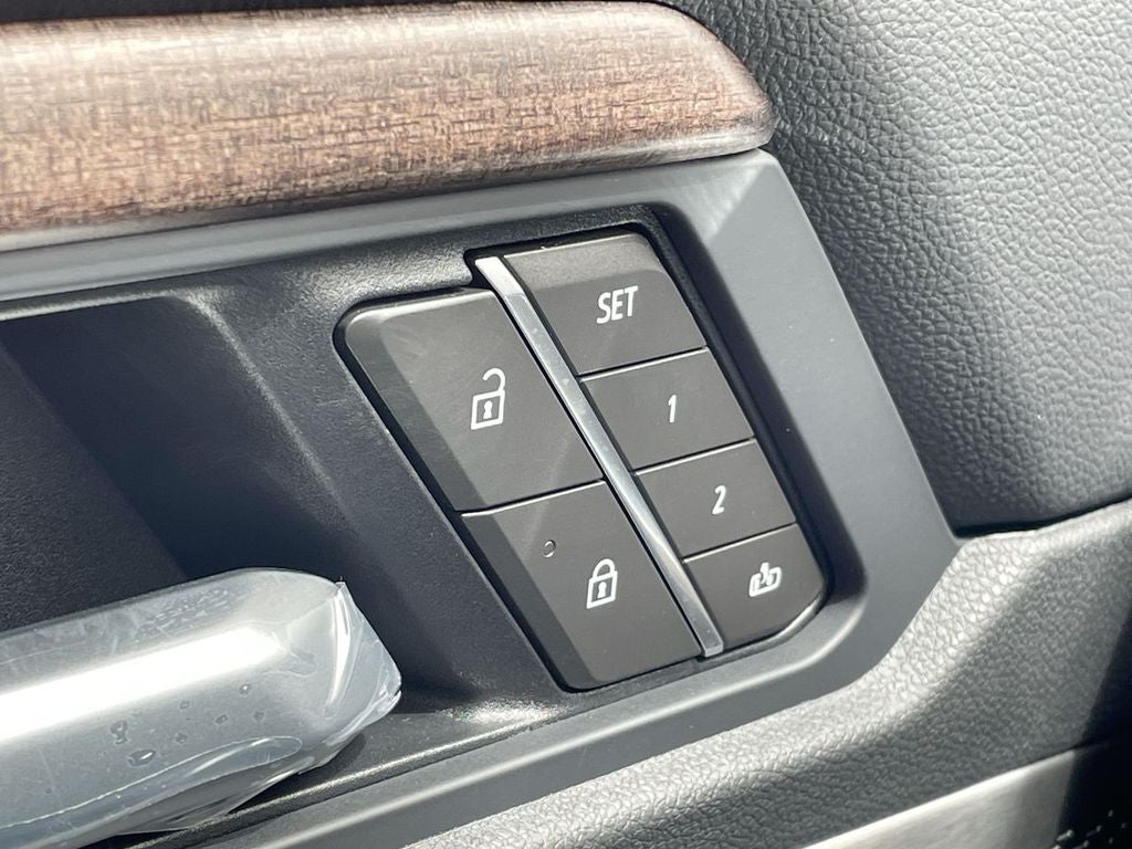 2027 GMC Acadia Denali Ultimate - Photo 22