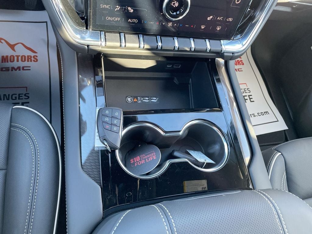 2026 GMC Yukon Elevation