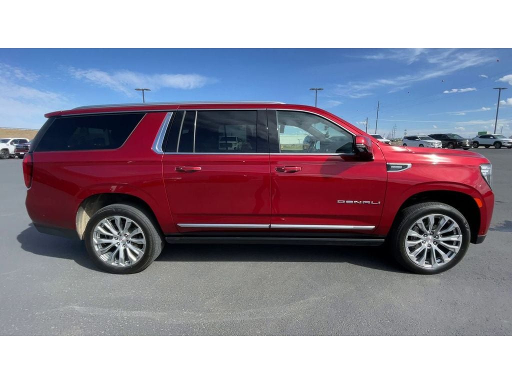 2023 GMC Yukon XL Denali