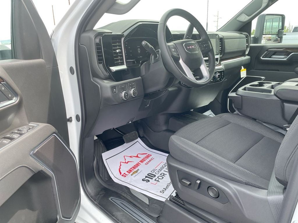 2026 GMC Sierra 2500 HD SLE