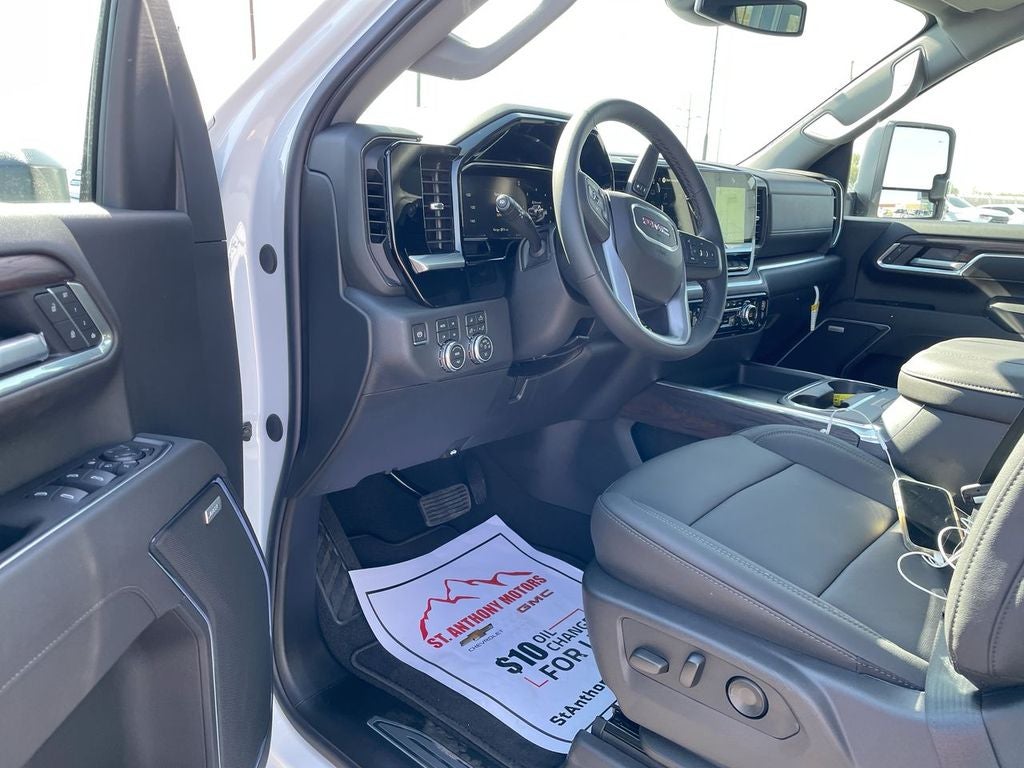 2026 GMC Sierra 2500 HD SLT