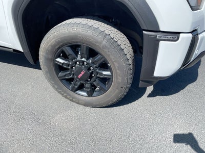 2025 GMC Sierra 2500 HD AT4