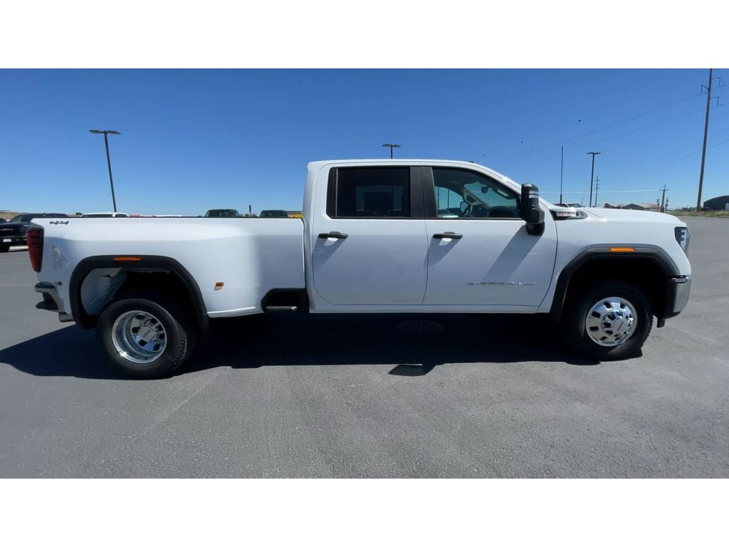 2026 GMC Sierra 3500 HD Pro DRW