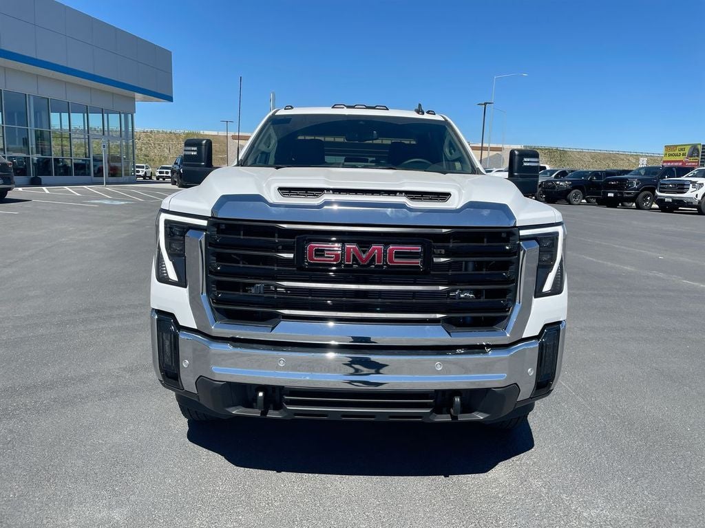 2026 GMC Sierra 3500 HD Pro DRW