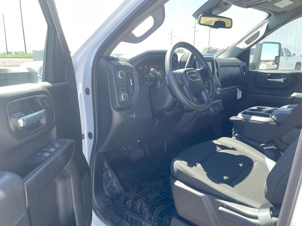 2026 GMC Sierra 3500 HD Pro DRW