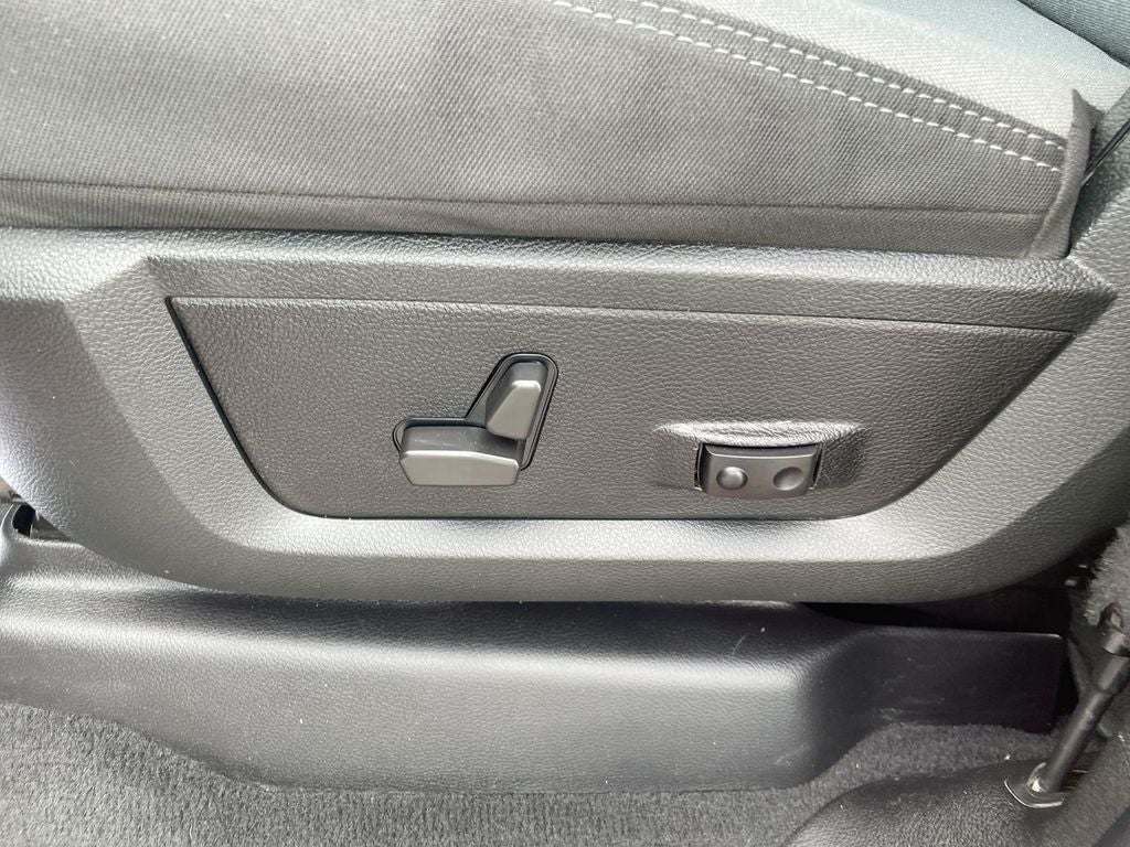 2022 RAM 2500 Big Horn Crew Cab 4x4 6'4" Box
