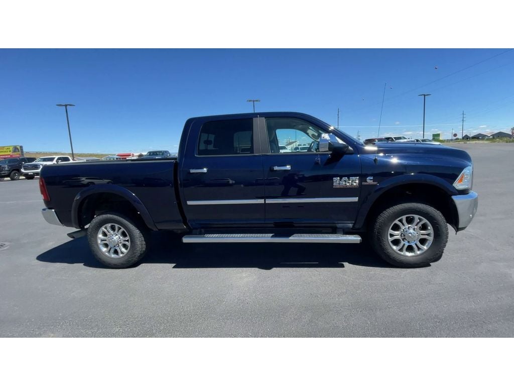 2017 RAM 2500 Laramie Crew Cab 4x4 6'4" Box
