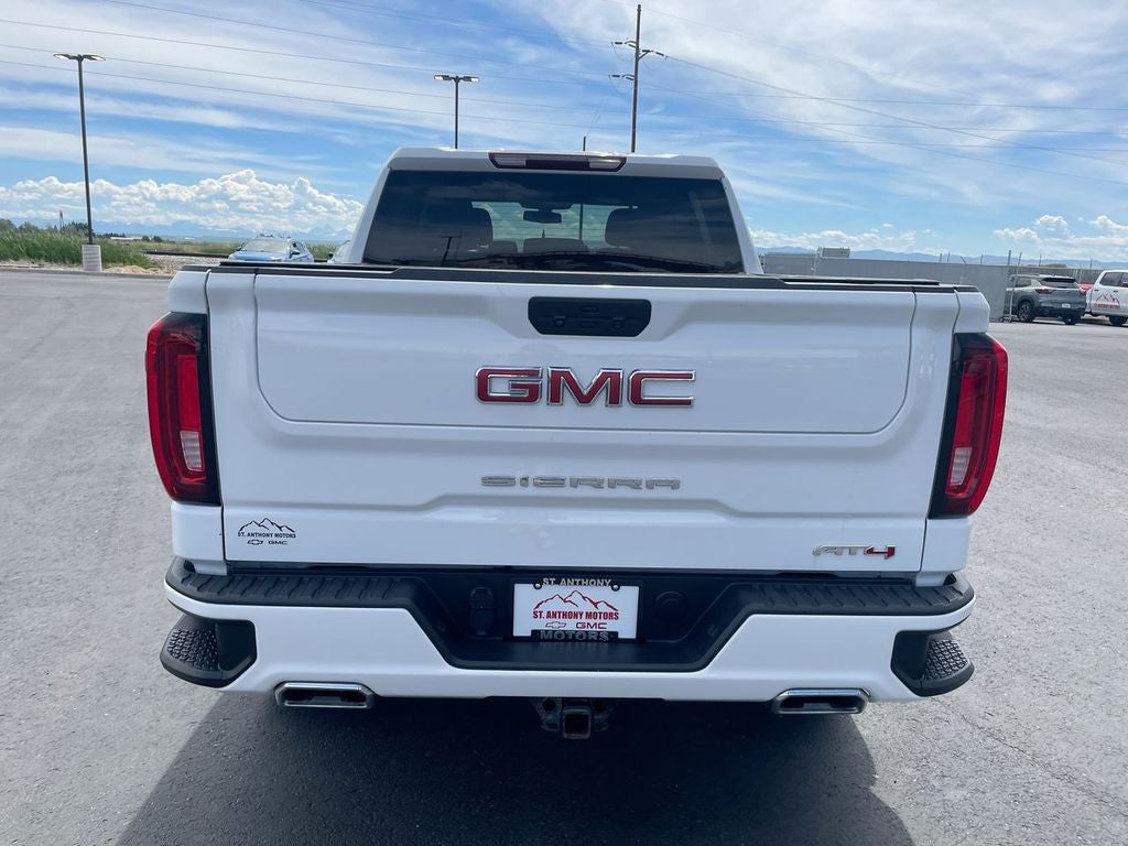 2021 GMC Sierra 1500 AT4