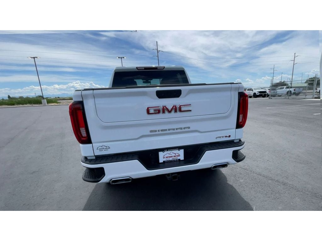 2021 GMC Sierra 1500 AT4