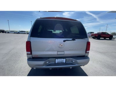 2005 Cadillac Escalade ESV Standard