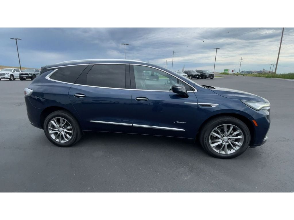 2022 Buick Enclave Avenir