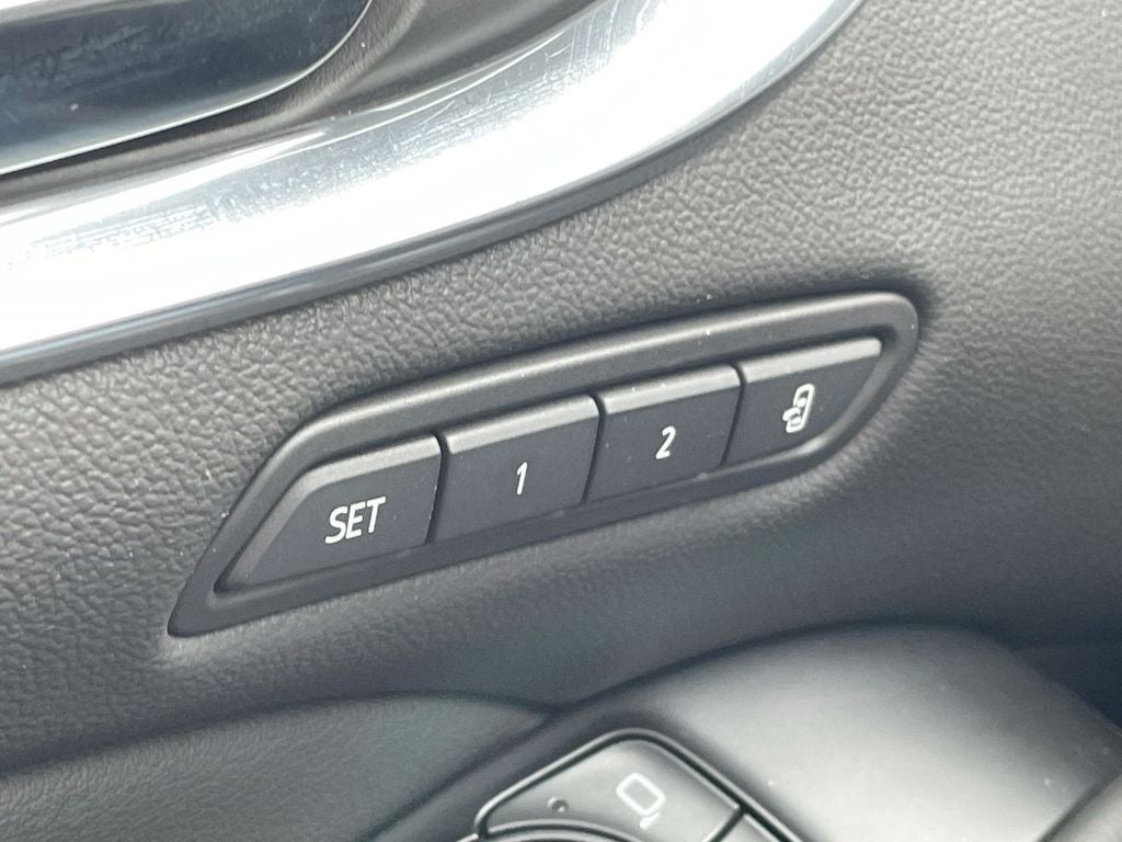 2022 Buick Enclave Avenir