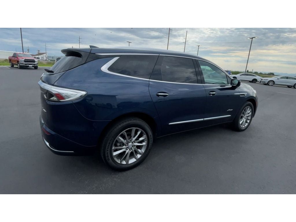 2022 Buick Enclave Avenir